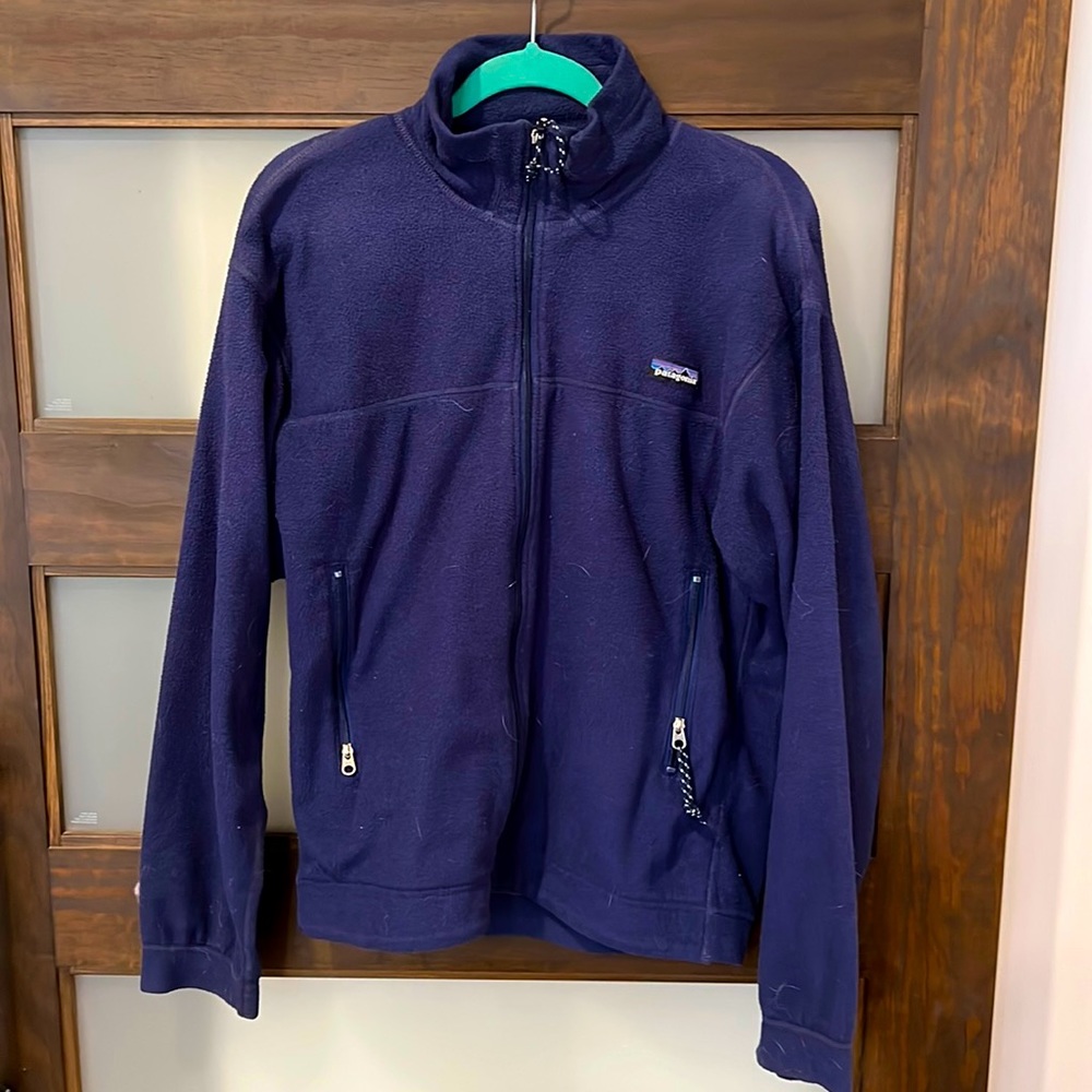 Patagonia navy synchilla fleece
